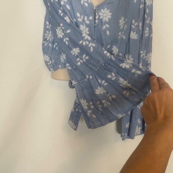 American Rag Womens Blue Floral TieFront Bell Sleeve Blouse XXL Boho Cottagecore - Picture 5 of 12